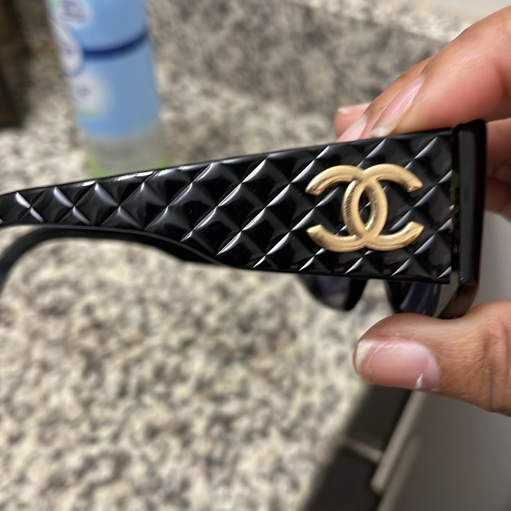 Chanel vintage sunglasses - Picture 13 of 16